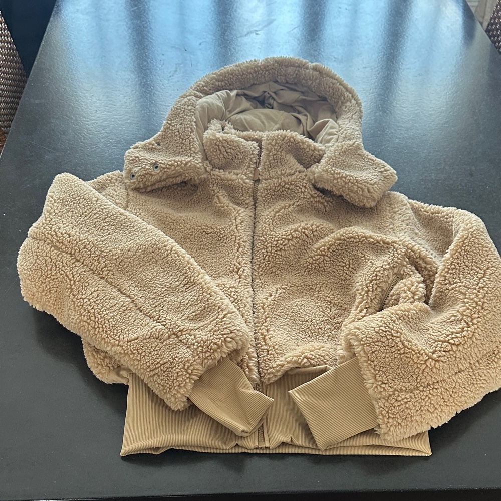 Alo Warm Beige Kids Sherpa Jacket